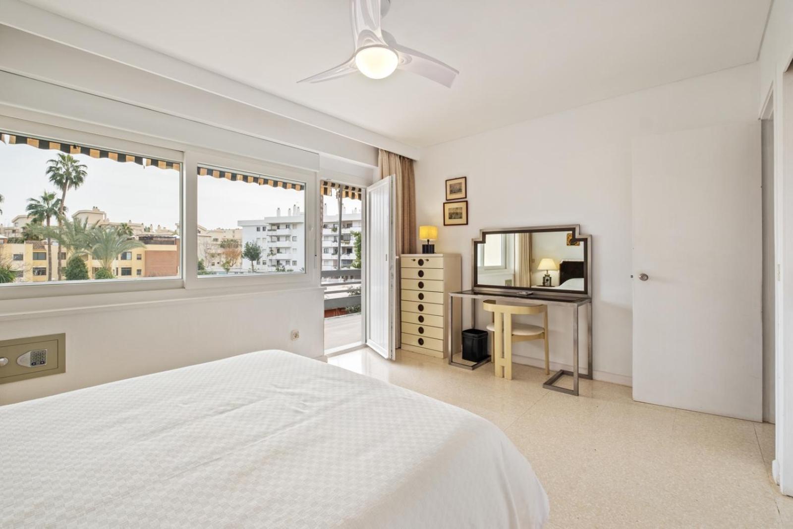 Piso Con 2 Habitaciones, 2 Terrazas Y Piscina Τορρεμολίνος Εξωτερικό φωτογραφία