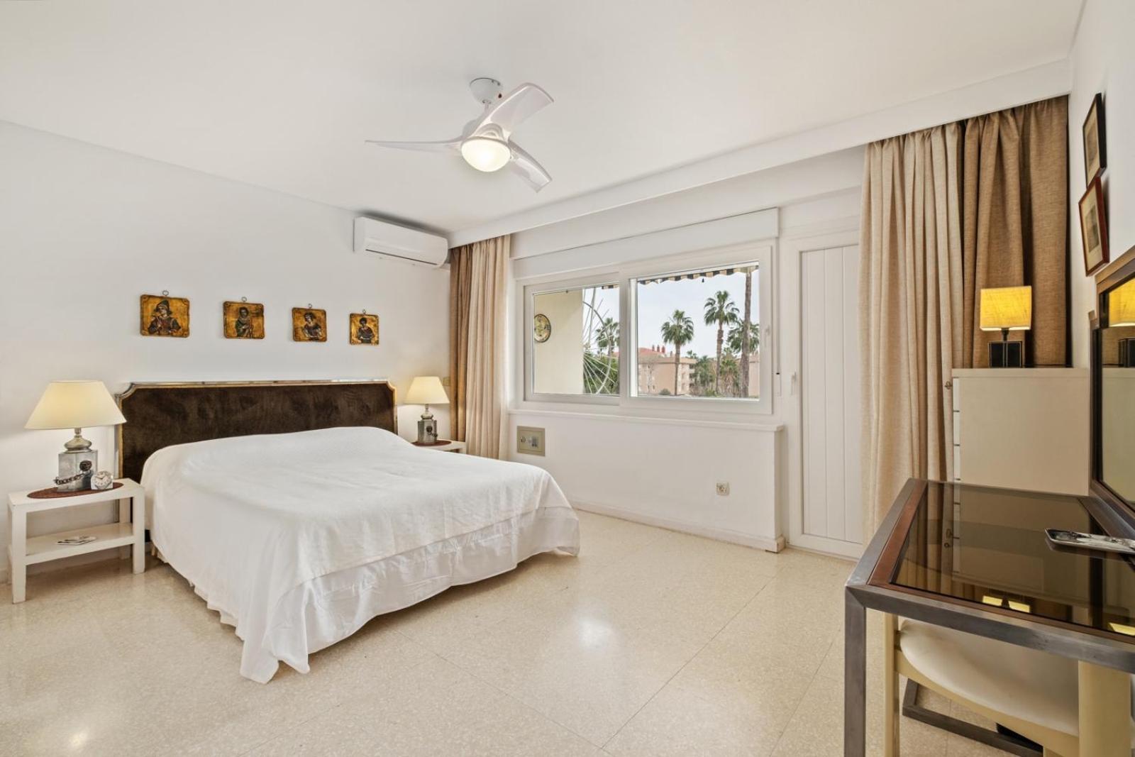 Piso Con 2 Habitaciones, 2 Terrazas Y Piscina Τορρεμολίνος Εξωτερικό φωτογραφία
