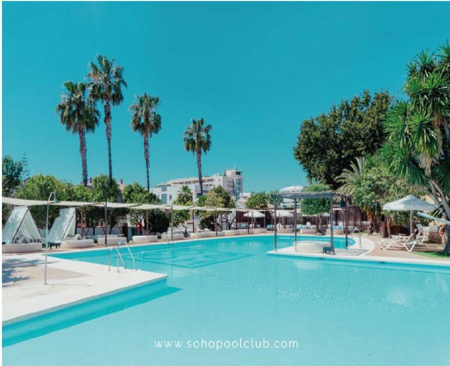Piso Con 2 Habitaciones, 2 Terrazas Y Piscina Τορρεμολίνος Εξωτερικό φωτογραφία